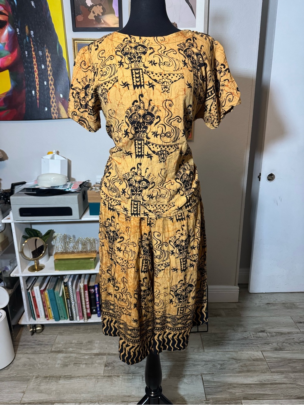 Yellow and Black Printed Short-Sleeve Midi Dress